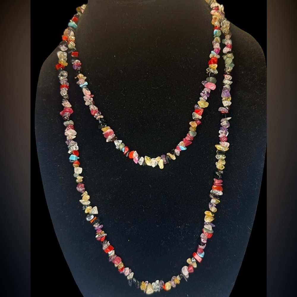 Infinity chip stones multicolored necklace